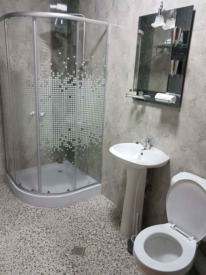 Sresidence Tbilisi Bagian luar foto