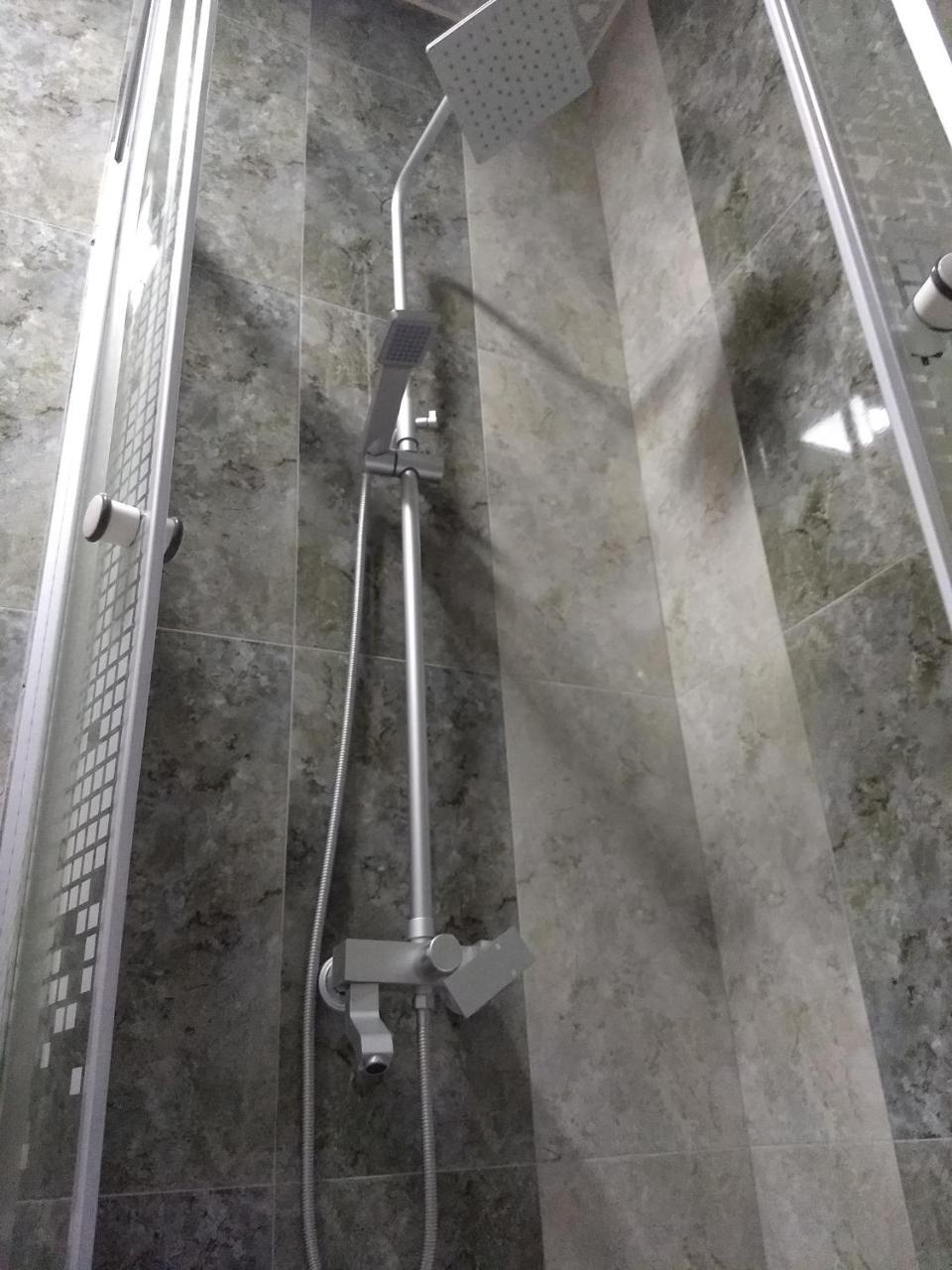 Sresidence Tbilisi Bagian luar foto